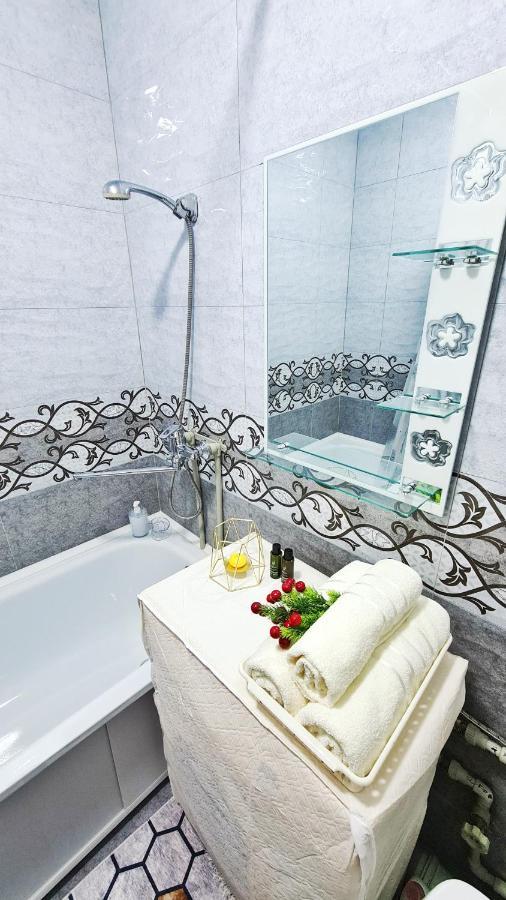 Абсолютно Новая Квартира Класса Люкс Taraz Extérieur photo
